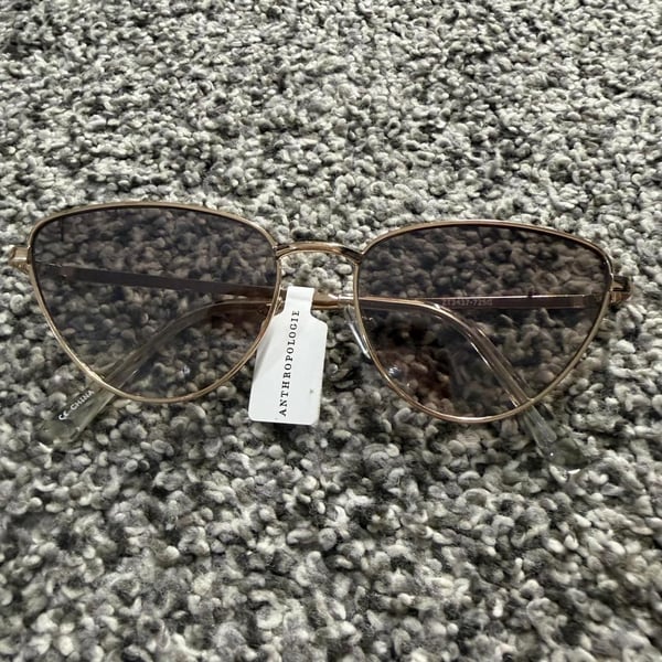 Anthropologie Cat Eye Sunglasses Rose Gold ZT3437-72SG