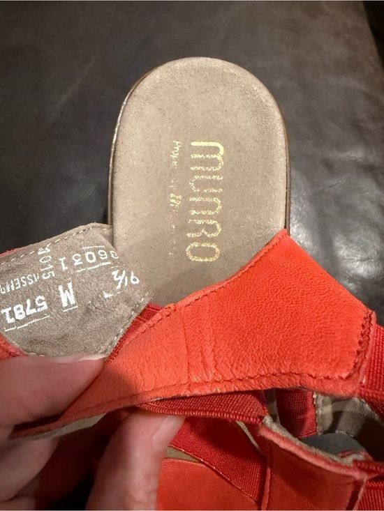 Munro Orange/Red Strappy Slingback Sandals 7