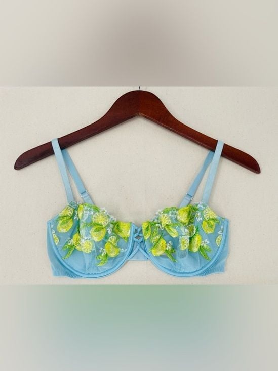 Victoria's Secret Dream Angels Lemon Embroidery Demi Bra 4