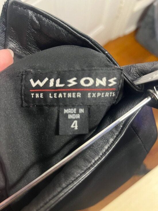 Wilsons Leather Black A-Line Mini Skirt Genuine Leather Size 4 5