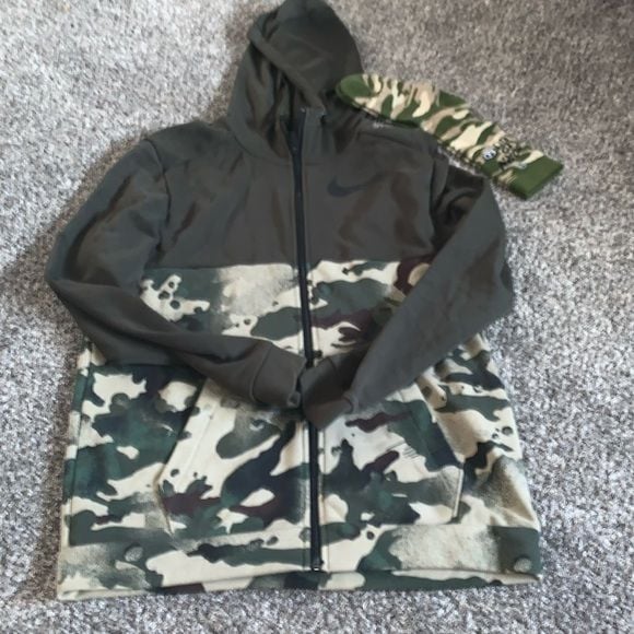 Nike dri-fit Camo full zip hoodie 1