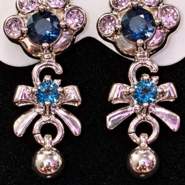 London Topaz Good Luck Charm Dangle Earrings 