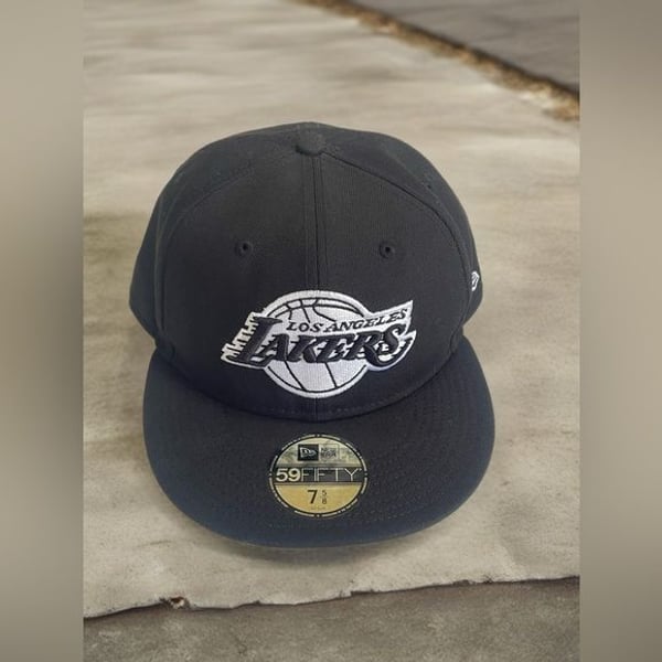 New Era Black Los Angeles Lakers Cap
