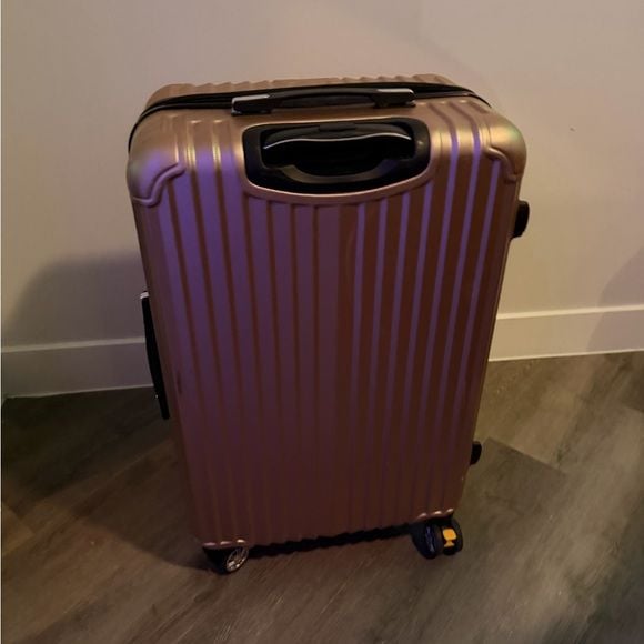 Rose Gold Hard Shell Suitcase 3