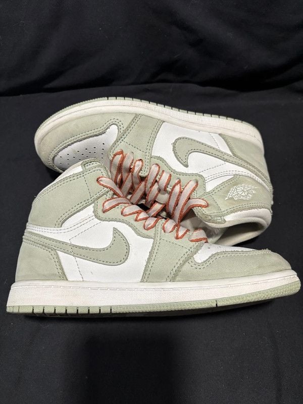Jordan 1 Seafoam 2