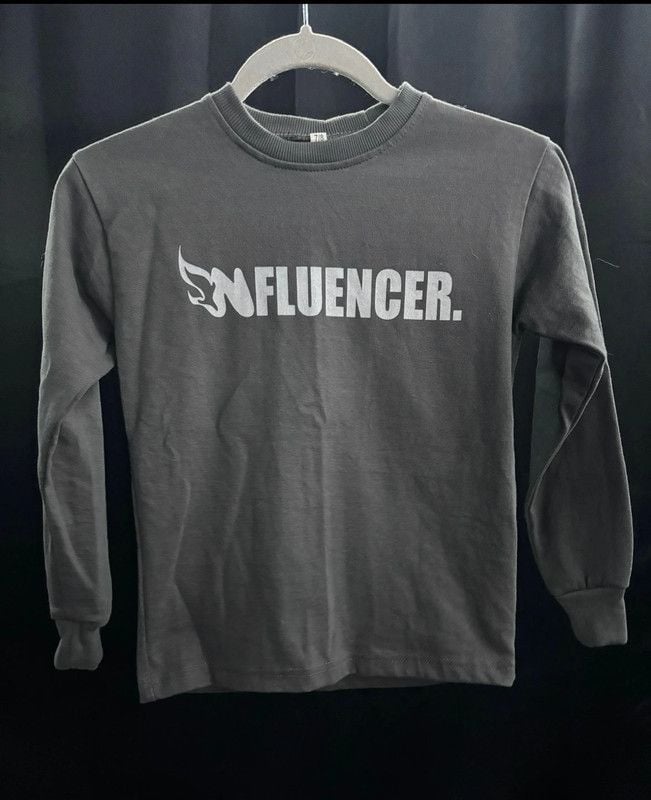Influencer Long Sleeve 2