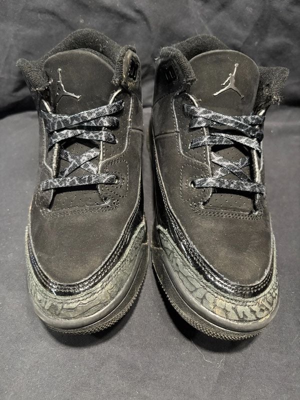 Jordan 3 Black Cat 1y 3