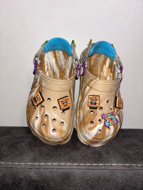 Cinnamon Toast Crunch Crocs 3