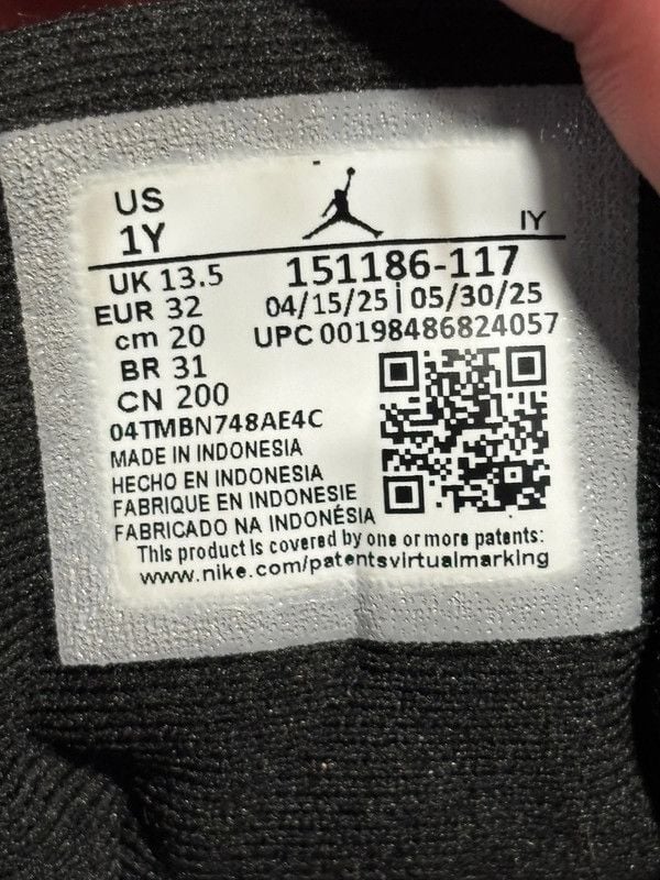 Jordan 12 Taxi 4