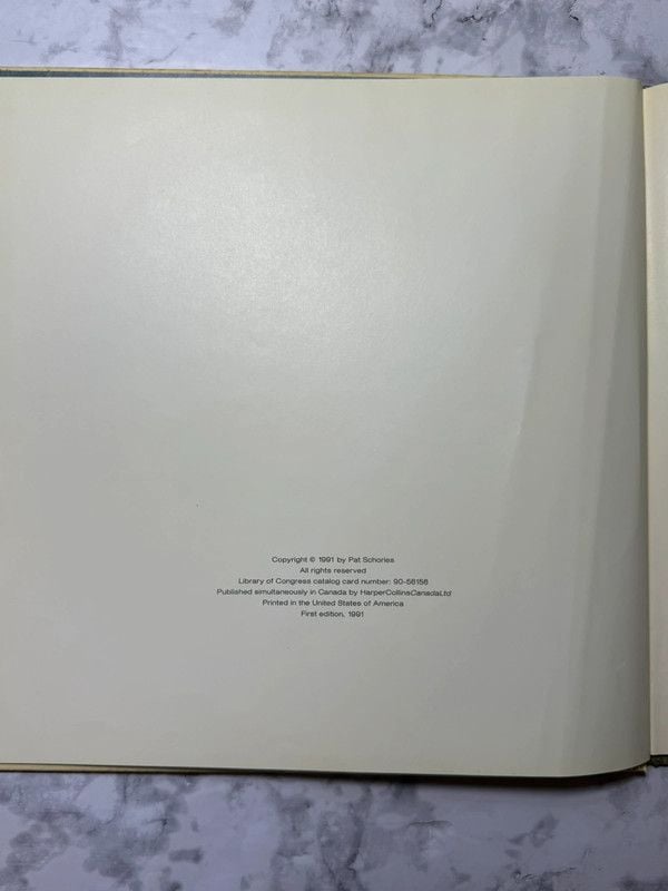 Vintage 1991 Mouse Around by Pat Schories First Edition Hardcover 2