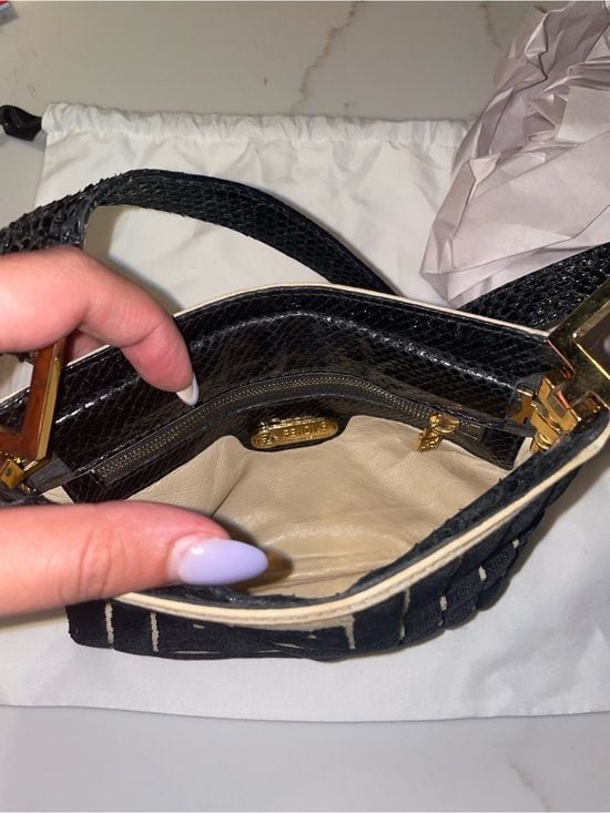 RARE 1970s Fendi Black & Beige Velvet Logo shoulder bag 4