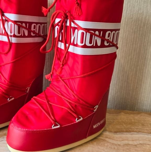 Moon Boot Red Winter Snow Boot🥾 13