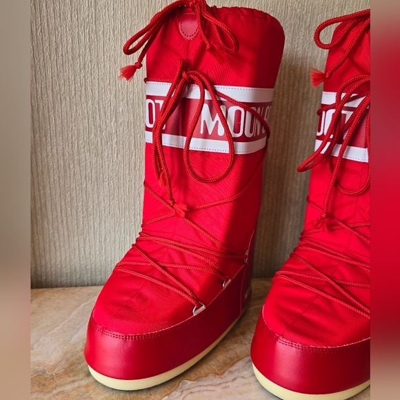 Moon Boot Red Winter Snow Boot🥾 14