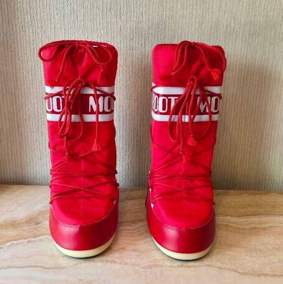 Moon Boot Red Winter Snow Boot🥾 15