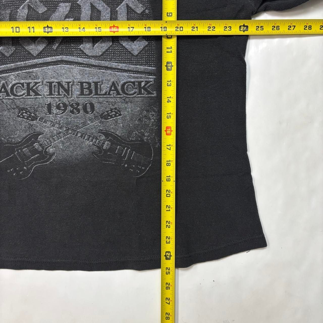 Rockware AC/DC Back In Black Long Sleeve Waffle Shirt Size XXL 5