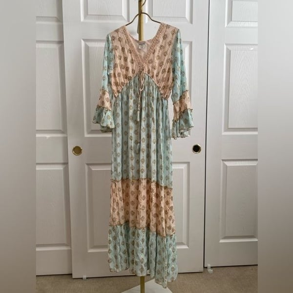 Chic Bohemian Maxi Dress in Blue and Tan