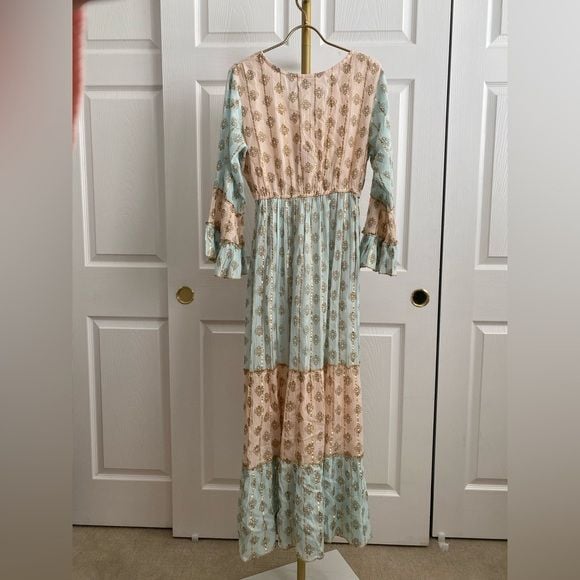 Chic Bohemian Maxi Dress in Blue and Tan 3