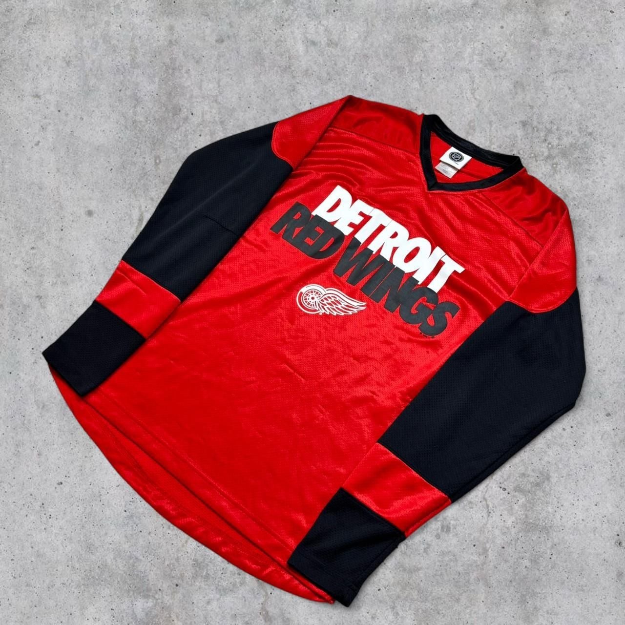 NHL Detroit Red Wings Long Sleeve Jersey Size S/CH/P (34/36) Red Black 2