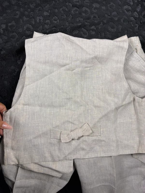 Conjunto Vintage de Dos Piezas Christian Dior – 100% Lino Gris Neutro Niño 8 A 7