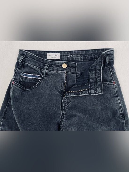 The Sport Cuff Mid-Rise Crop Wide-Leg Jeans by Pilcro 7