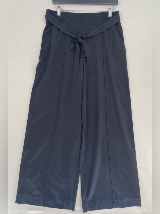 Lululemon Wide Leg Pants 6