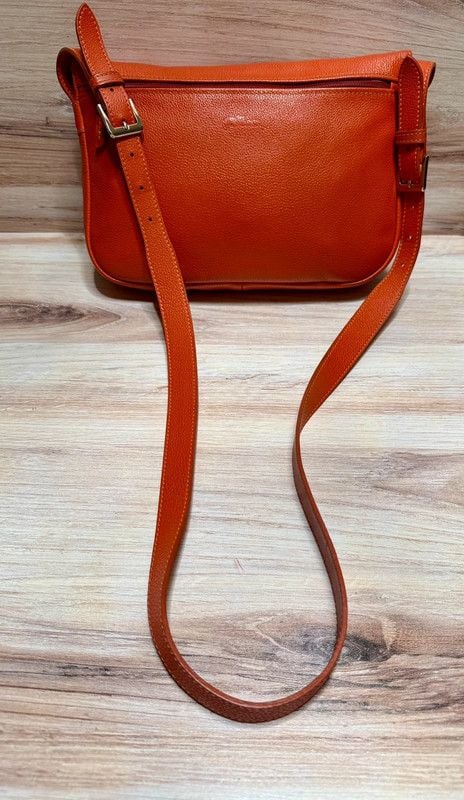 Excellent Longchamp Le Foulonné Red Leather Turn-Lock Crossbody 8