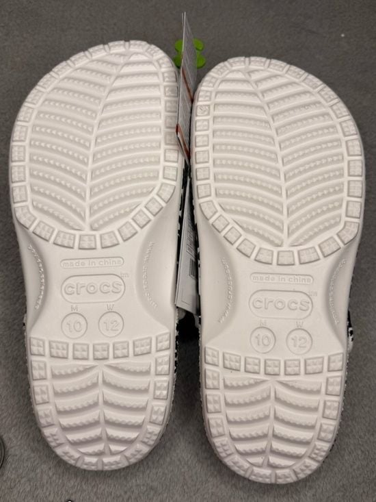 Crocs Classic Warped Logo Clog White Black Mens 10 Womens 12 Rare NWT 8