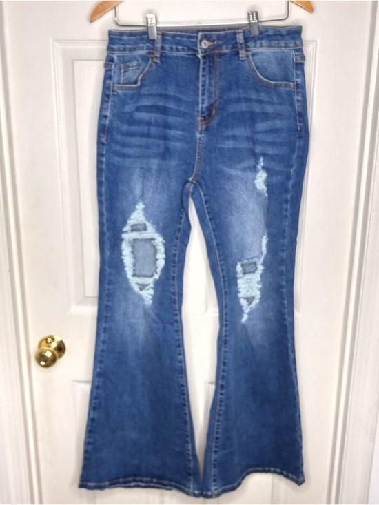 Boutique Distressed Flare Jeans High Rise Bell Bottom Stretch Denim Size 12 NWOT 3