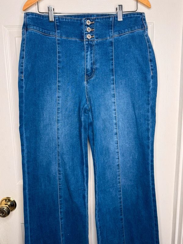 Blue High Rise Button Fly Wide Leg Jeans Raw Hem Stretch Size 14 Boutique 2