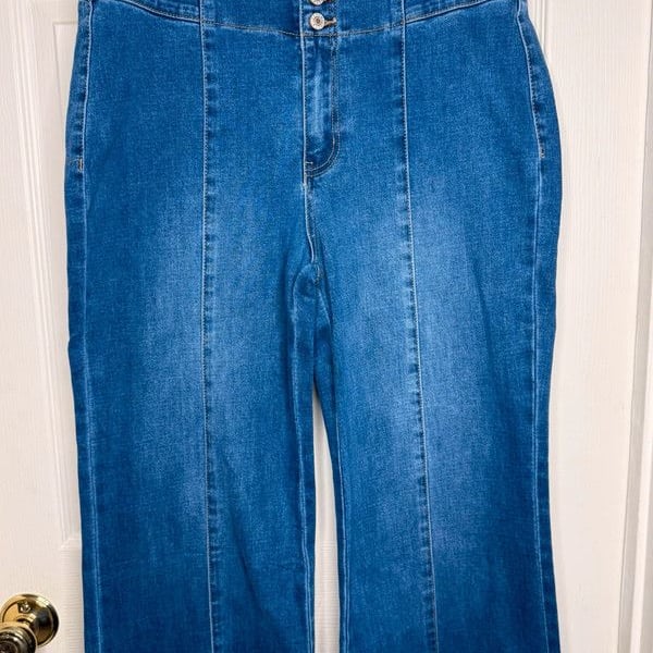 Blue High Rise Button Fly Wide Leg Jeans Raw Hem Stretch Size 14 Boutique