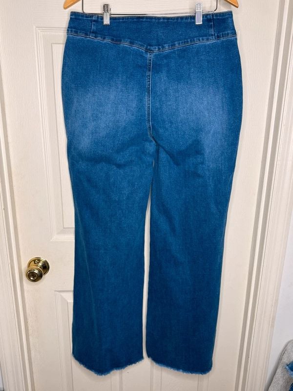 Blue High Rise Button Fly Wide Leg Jeans Raw Hem Stretch Size 14 Boutique 6