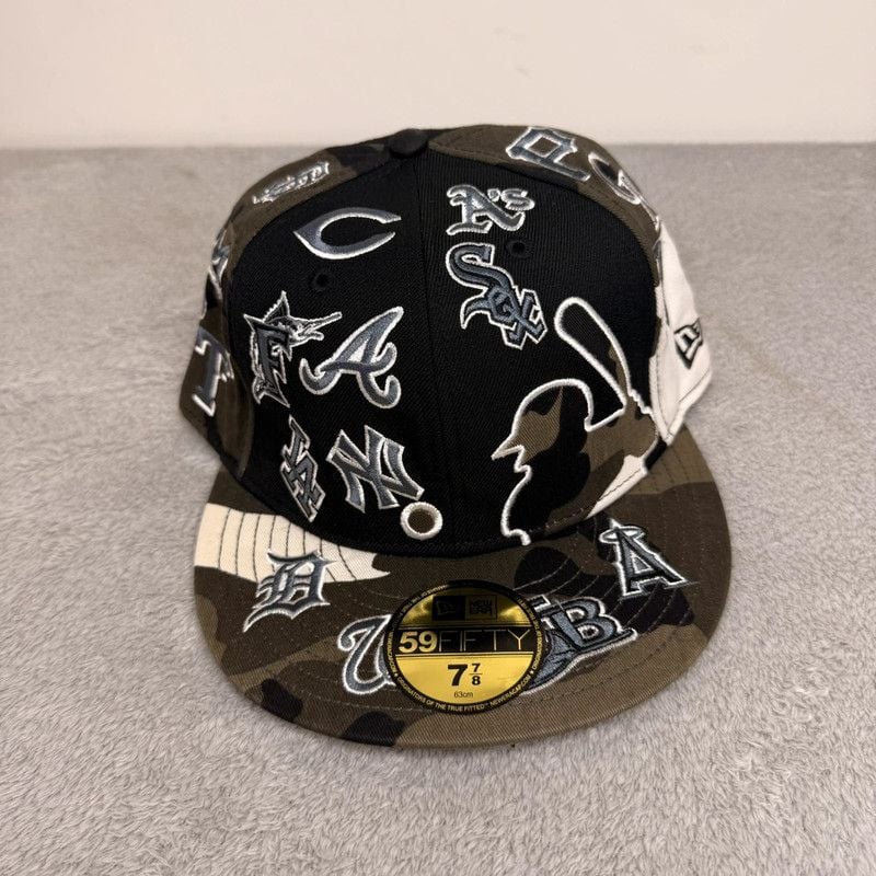 New Era 59fifty MLB all over team logos camo fitted hat 7 7/8 black rare new 12