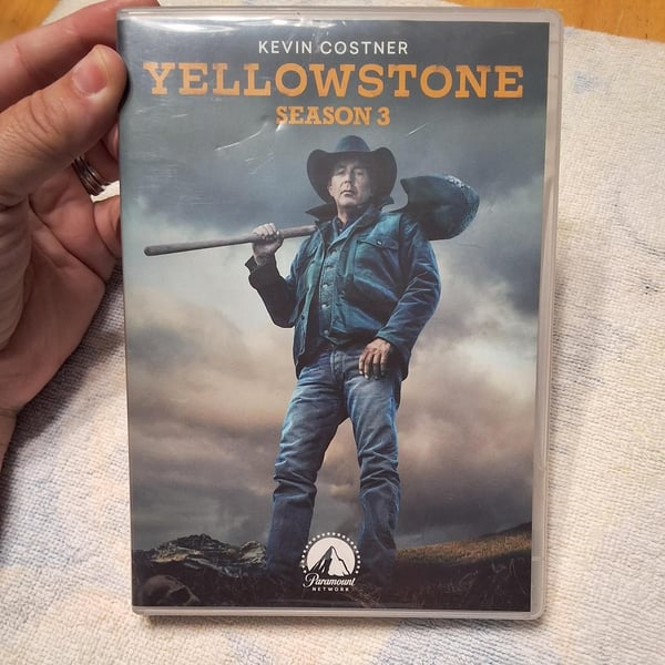 Paramount Yellowstone Season 3 DVD