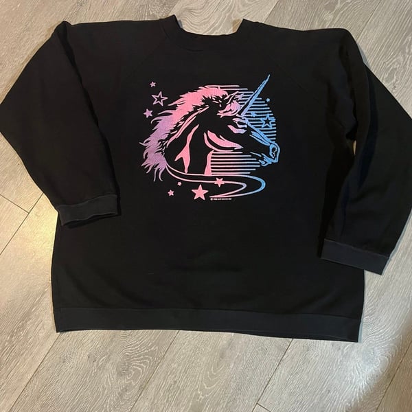 vintage unicorn crewneck sweatshirt