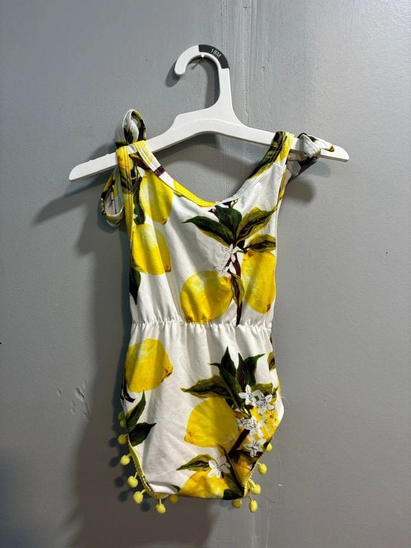 Lemon romper size 6-9m 2