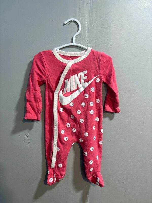 Nike One Piece 3m 2