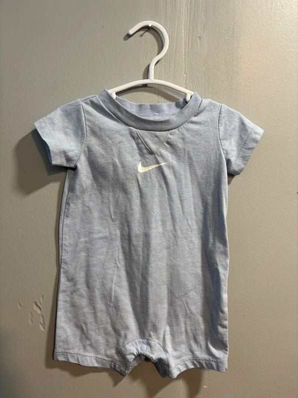 Nike One-piece 0-6m 2