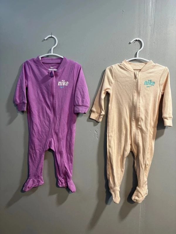 Twin Nike One-pieces 9m 1