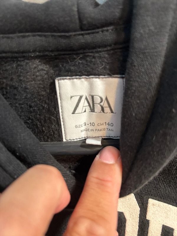 Zara hoodie 3