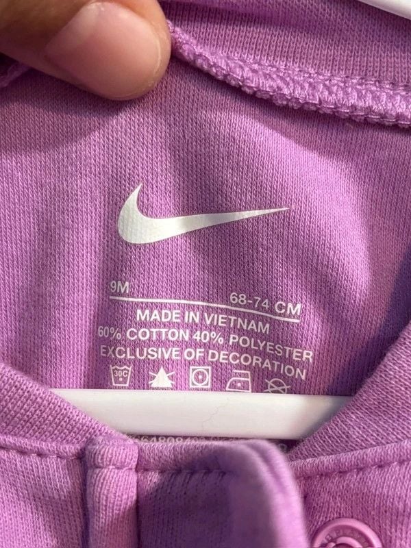 Twin Nike One-pieces 9m 3