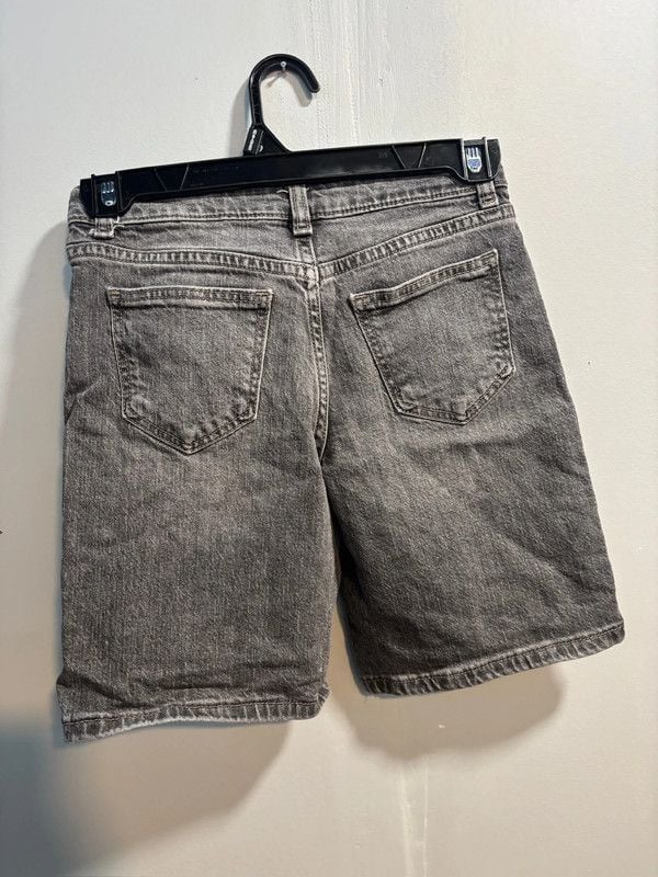 Shorts 4
