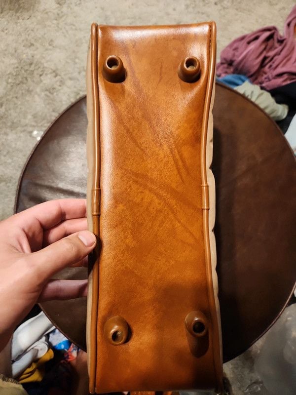 Vintage . American Tourister Mid-Century Style Shoulder Messenger Bag | Two-Tone Taupe & Cognac 6