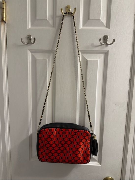 Black & Red Chain Shoulder Bag with Logo Print 6