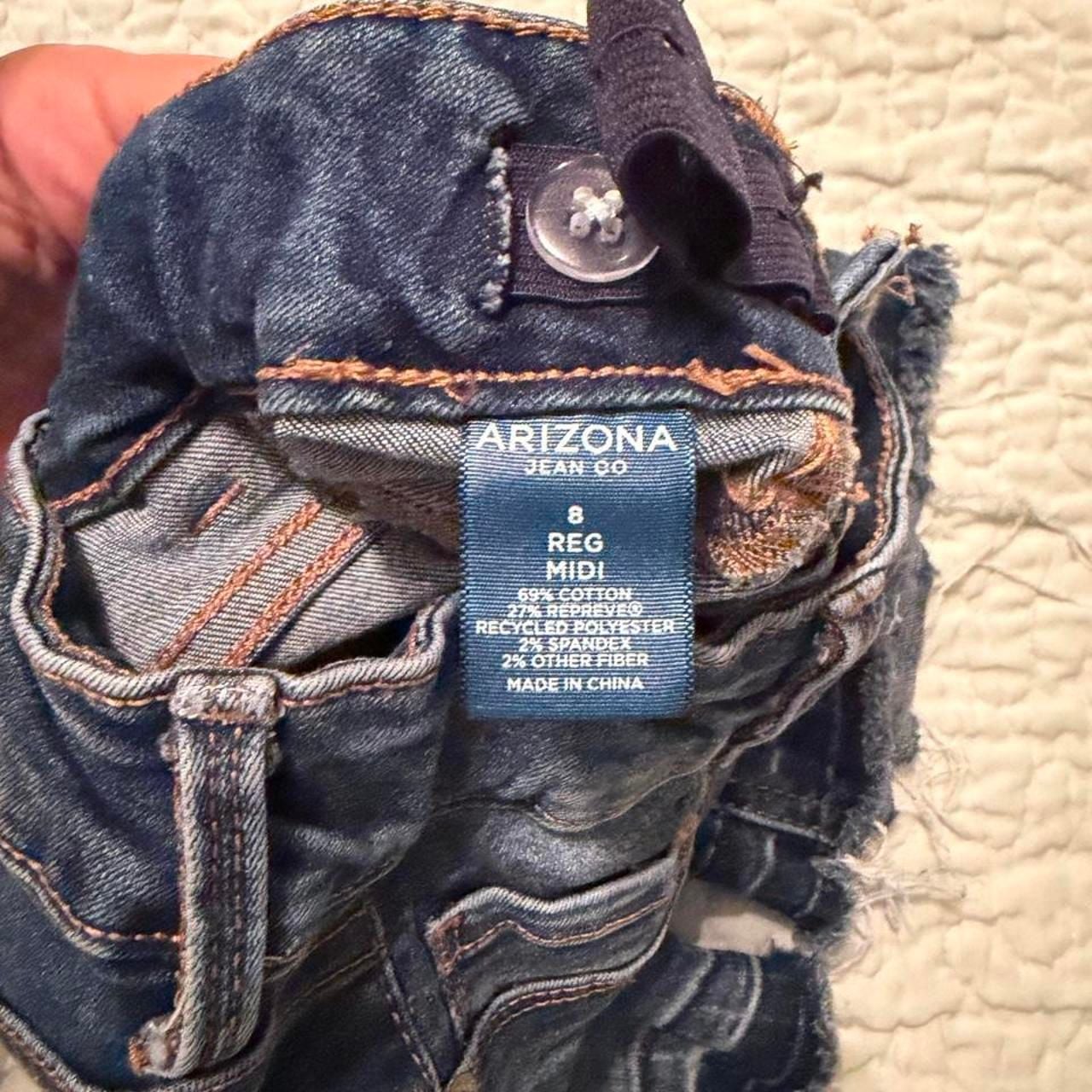 Arizona Jean Co. Midi Denim Shorts Size 8 Reg Blue Raw Hem 4