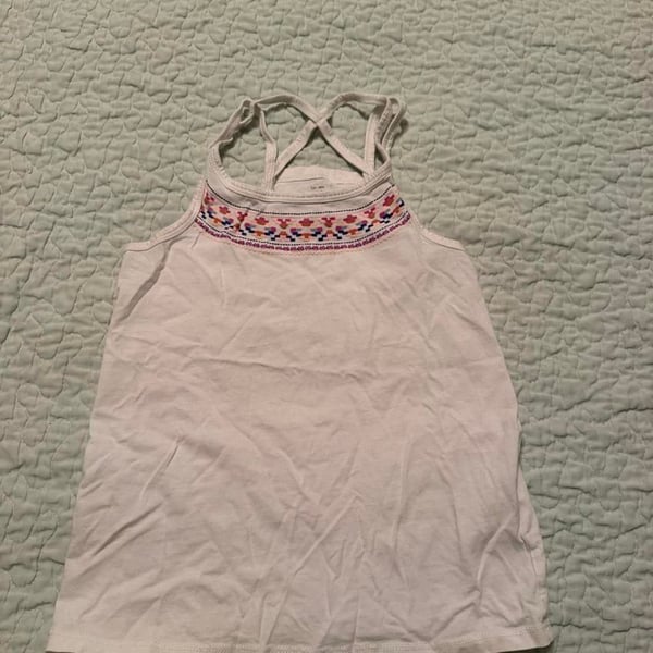 OshKosh B'gosh Tank Top Size 7 White Embroidered Crisscross Straps