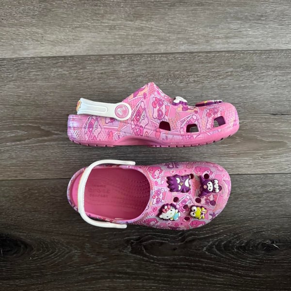 Crocs Hello Kitty and Friends Clogs Pink