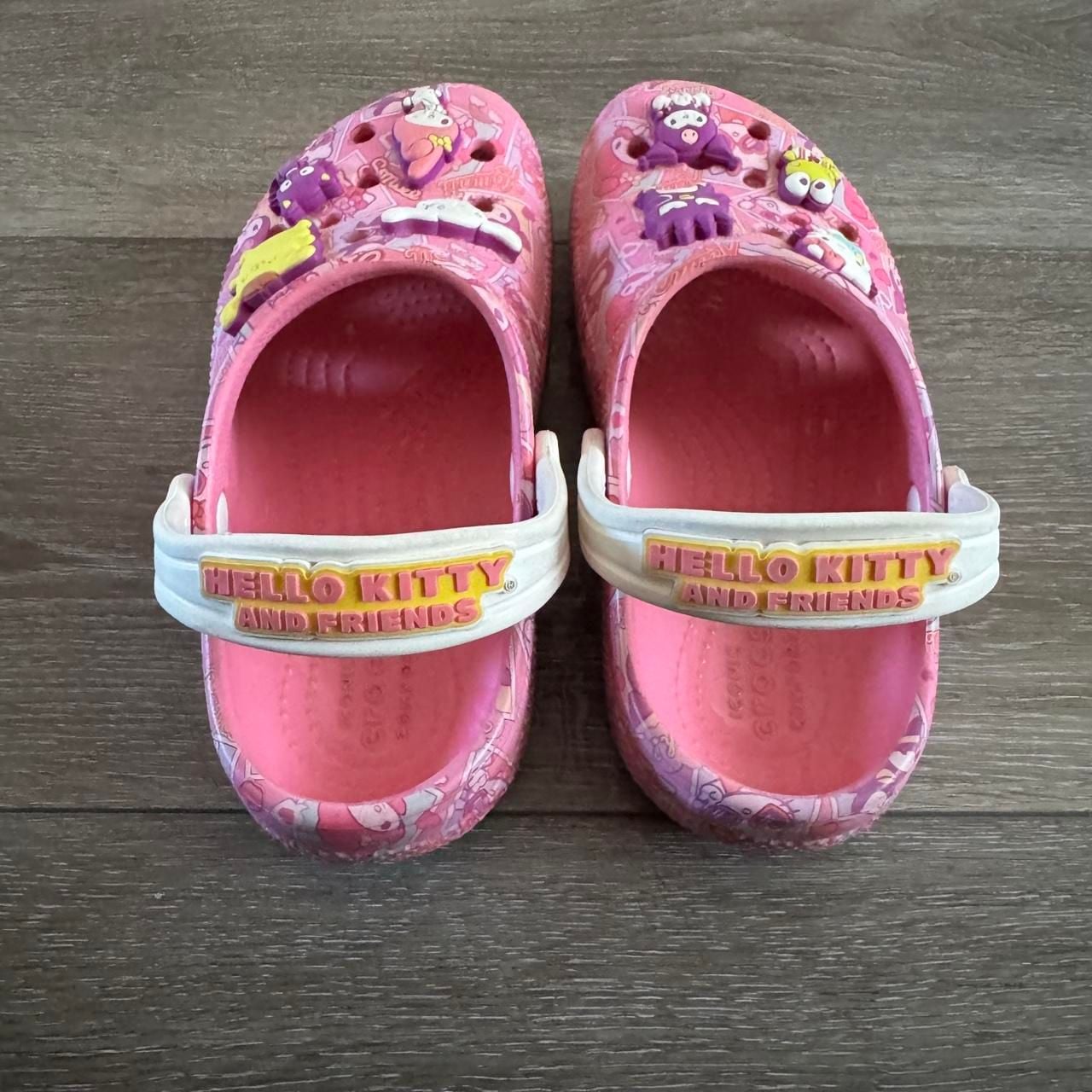 Crocs Hello Kitty and Friends Clogs Pink 3