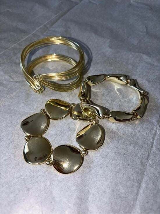 Set of Three Gold Tone Women’s Bracelet Set - Elegant Link & Disc Bangles 2