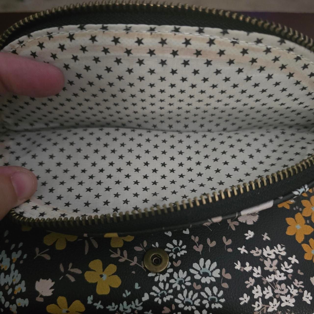 Unbranded Floral Print Wristlet Wallet Black Yellow White 6