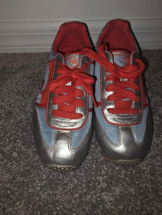 KangaROOS Women's Retro Low Top Red and Silver Athletic Sneakers Sz 7.5 2